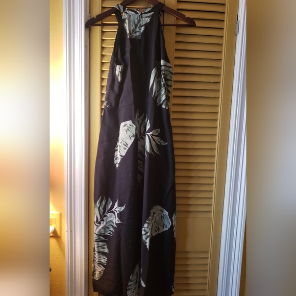 Summer Ann TaylorPalm Leaf Maxi Dress Cute MAXI FOR SUMMER - Picture 2 of 15